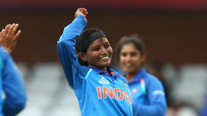 Indian Cricketer Rajeshwari Gayakwad Assault on Super Market Staff in Vijayapura grg Indian Cricketer Rajeshwari Gayakwad Assault on Super Market Staff in Vijayapura grg