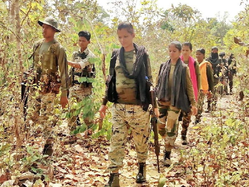 womens day 2020 inspiring story oF 8 month pregnant commander sunaina patel is fighting against naxals in dantewada KPR