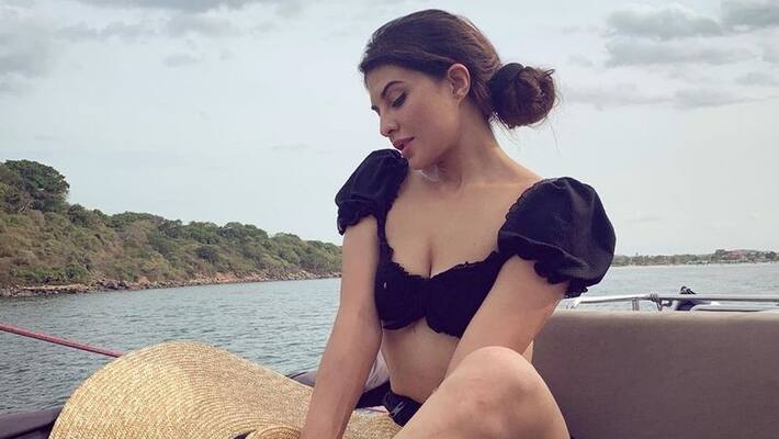 Actress Jacqueline Fernandez Topless Swimming Pool Photo Going Viral Actress Jacqueline Fernandez Topless Swimming Pool Photo Going Viral