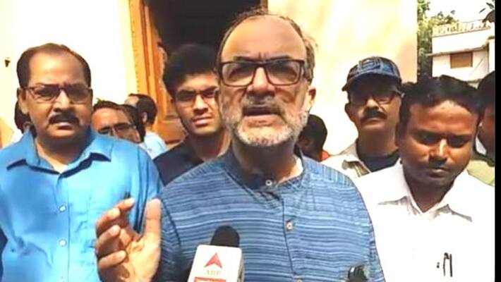 CPIM leader Bikash Ranjan Bhattacharjee attacks Mamata on proud campaign CPIM leader Bikash Ranjan Bhattacharjee attacks Mamata on proud campaign