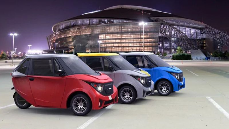 It is not a toy car, it is cheaper than a 50 paise toffee, Specification of Storm R3 KPB