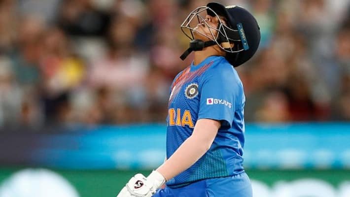 Women T20 World Cup final What Smriti Mandhana told tearful Shafali Verma Women T20 World Cup final What Smriti Mandhana told tearful Shafali Verma