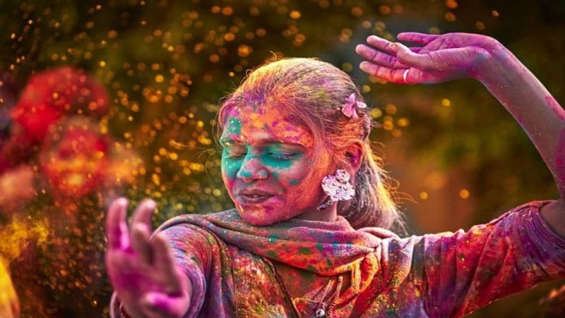 <p>এর সঙ্গে এই দিনে ধ্রুব যোগও নির্মিত হচ্ছে। এই দিনে সর্বস্বদ্ধি যোগের পাশাপাশি অমৃতসিদ্ধি যোগও নির্মিত হচ্ছে। </p>