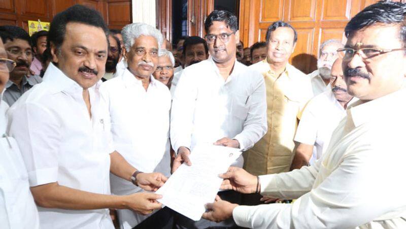 GK Vasan met CM Palanisamy and thanked for giving him MP Seat