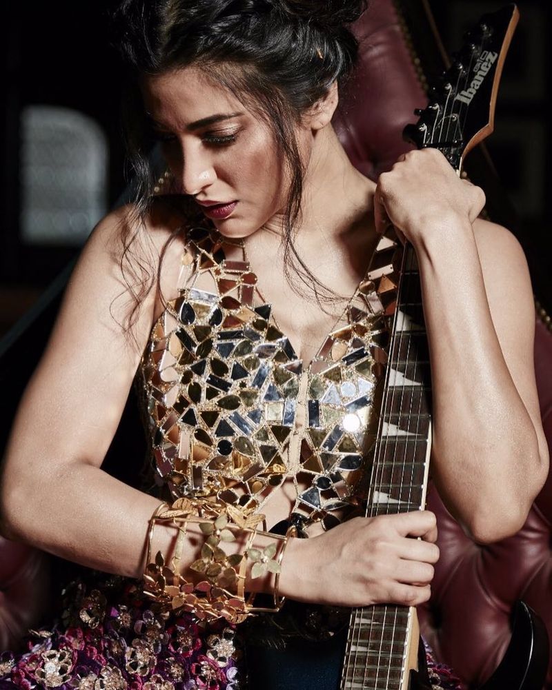 Shruthihassan