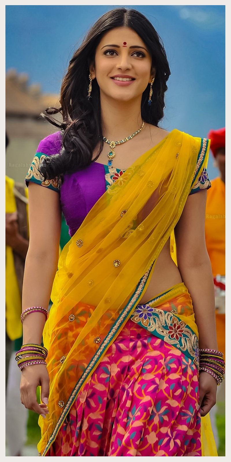 Shruthihassan