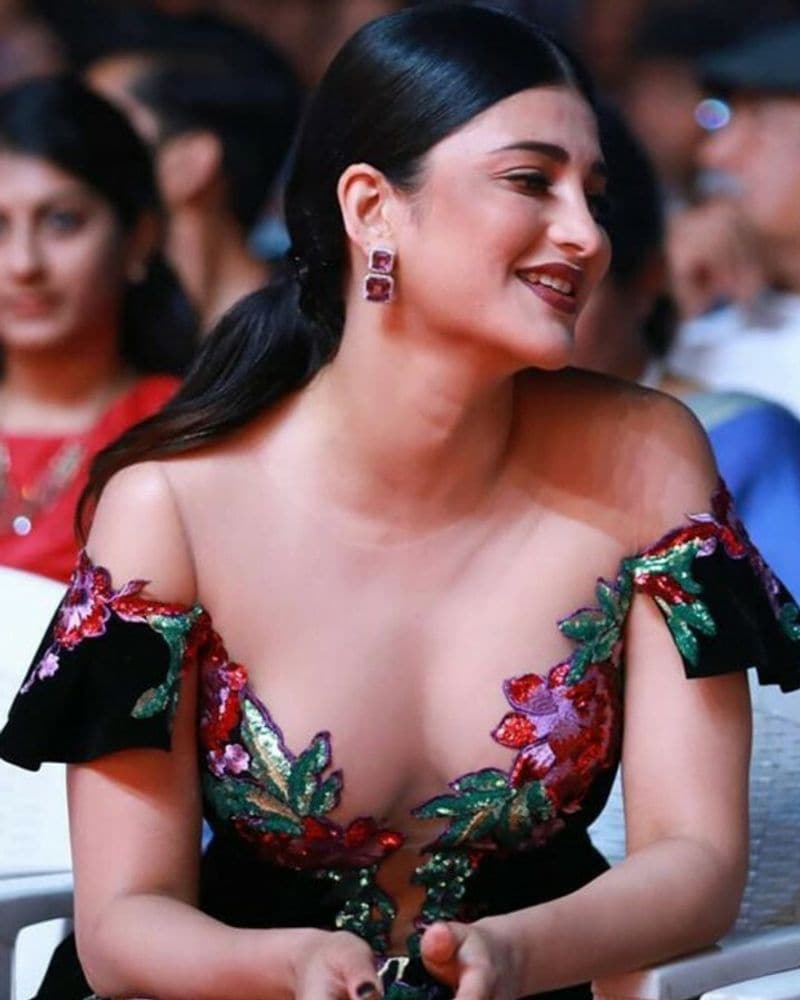 Shruthihassan