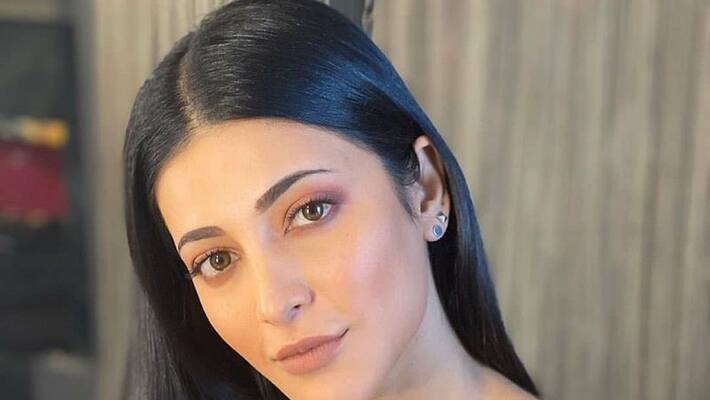 ShruthiHassan attended shoot of #UnstoppableWithNBK ShruthiHassan attended shoot of #UnstoppableWithNBK