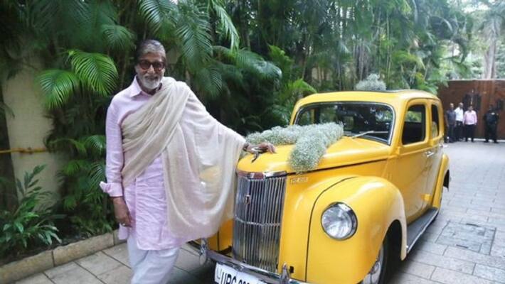 Bollywood actor Amitab Bachchan was gifted vintage car by his friend Bollywood actor Amitab Bachchan was gifted vintage car by his friend