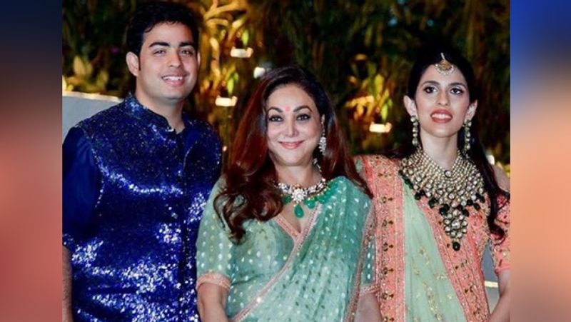 Nita ambani Tina ambani have good relationship with each other