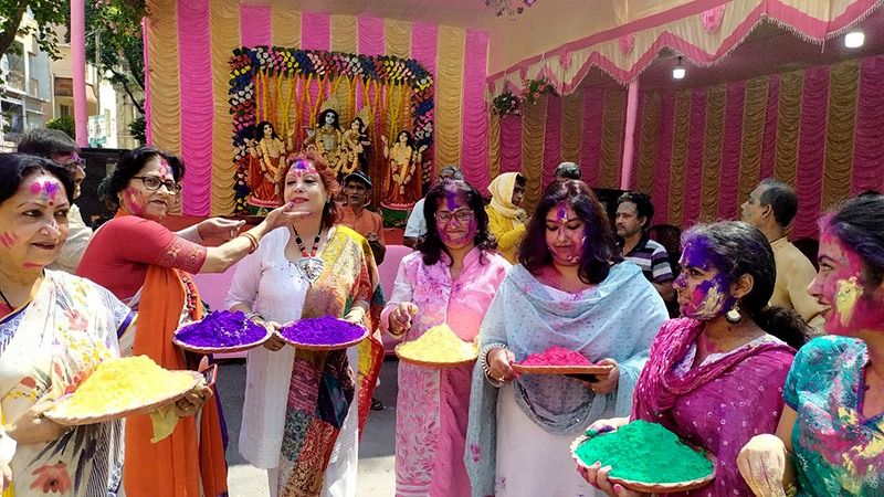 samaj sebi sangha celebrates holi