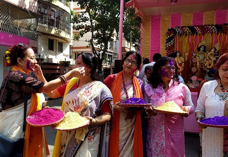 samaj sebi sangha celebrates holi