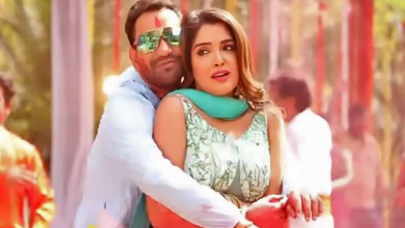 Monalisa playing holi with husband and other bhojpuri Stars Holi pics KPG