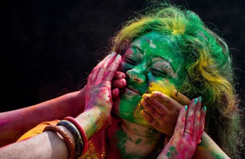 <p>স্পেশাল পার্টিঃ শহরের বিভিন্ন প্রান্তে এদিন বিশেষ পার্টির আয়োজন করে। সেখানেও পৌঁছে যেতে পারেন। </p>