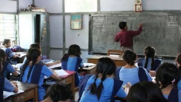 tamilnadu special training teachers salary cutting by government for corona tamilnadu special training teachers salary cutting by government for corona