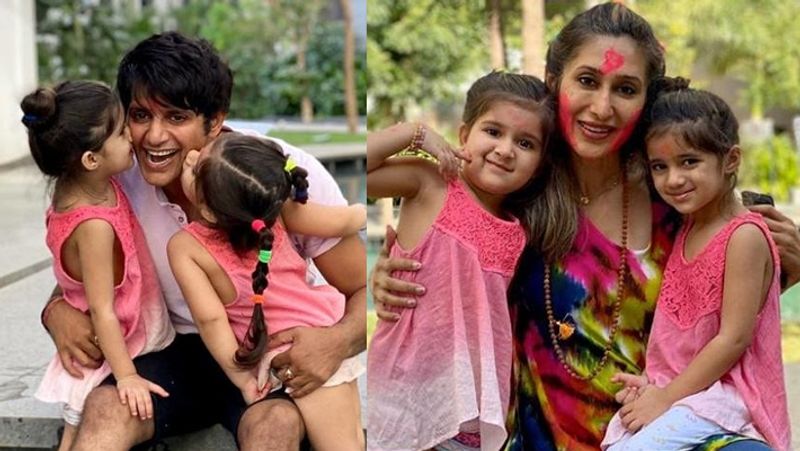 करणवीर बोहरा ने पत्नी और बेटियों के साथ रंग खेला।