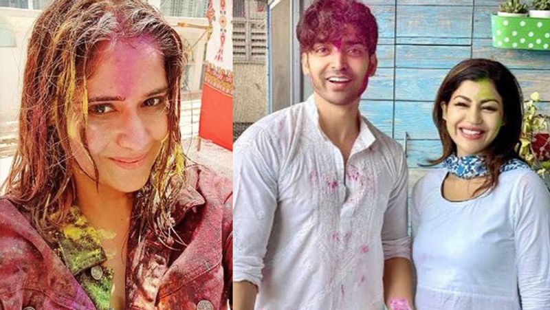 आरती सिंह, गुरमीत चौधरी और देबिना बनर्जी ने भी खूब होली खेली।