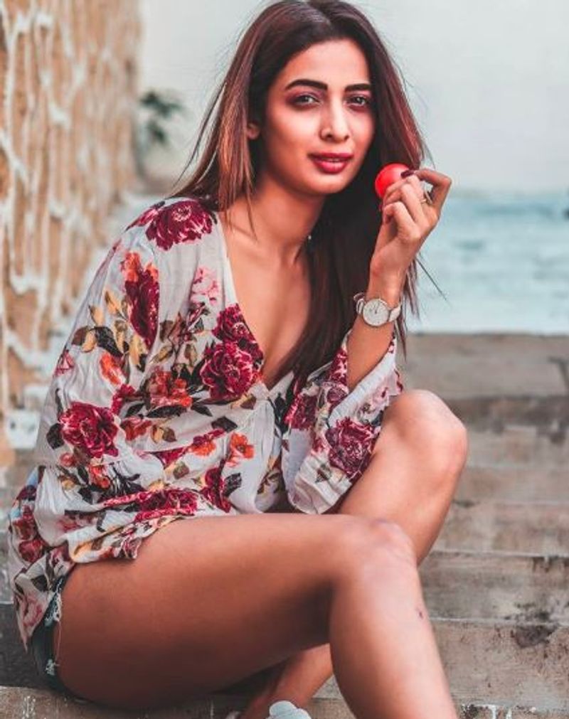 Actress Heena Panchal Hot Gallery