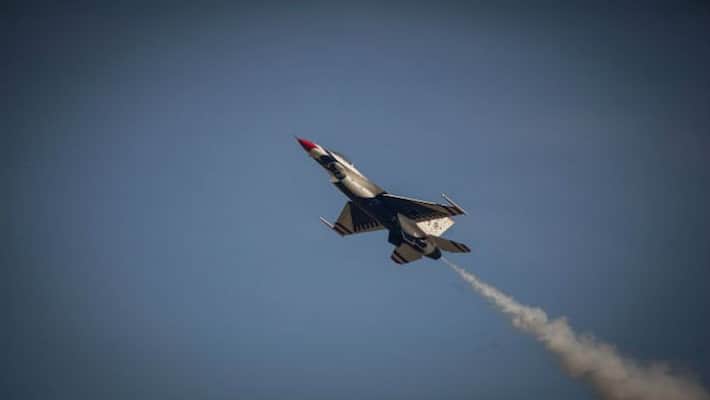 Fighter Jet crashes near Islamabad Park Fighter Jet crashes near Islamabad Park