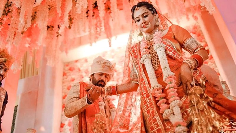 Kamya Punjabi First Holi with Husband after her Wedding KPG