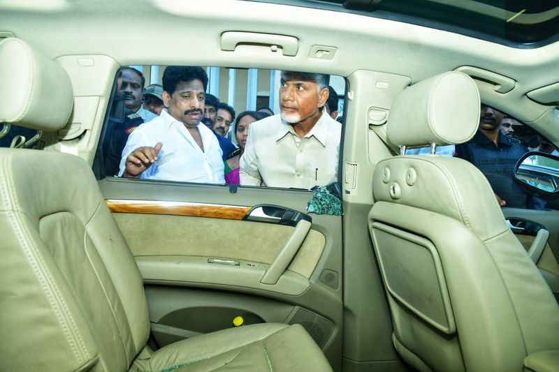 chandrababu serious reaction on macharla attack