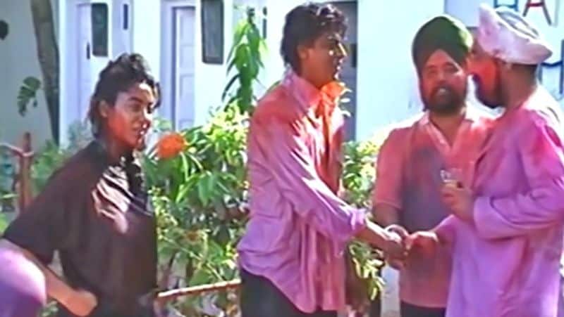 Shahrukh khan Celebrate Holi with Wife Gauri Khan before 20 Years ago KPG