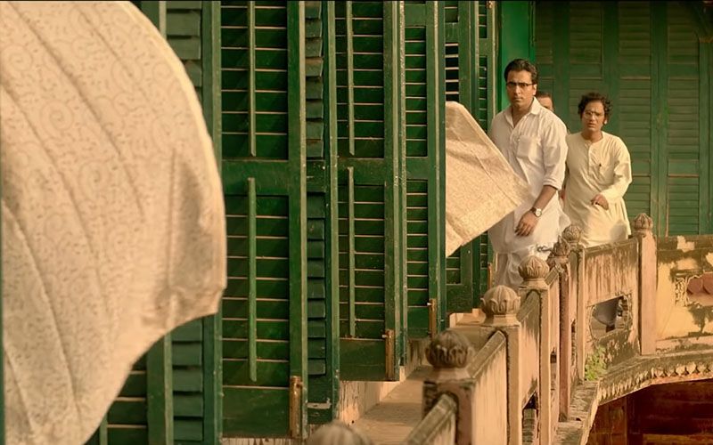 হর হর ব্যোমকেশঃ ২০১৫ সালে মুক্তি পেয়েছিল হর হর ব্যোমকেশ ছবিটি। অরিন্দম শীলের হাতে ব্যোমকেশ এক ভিন্ন মাত্রা পেয়েছিল।