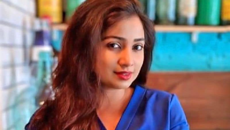 Popular Singer Shreya Ghoshal Birthday and her life interesting facts KPG