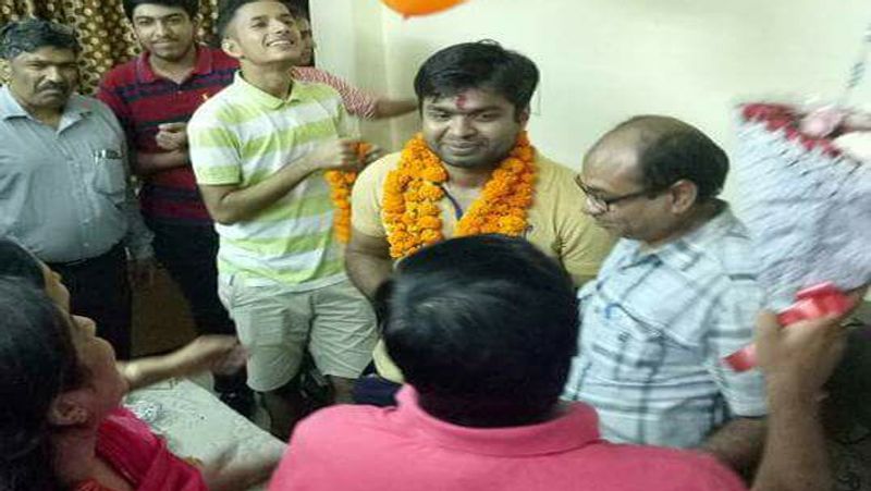 The ghost of becoming an IAS officer was on his head,Left Google job with Rs 22 lakh package and then kpm