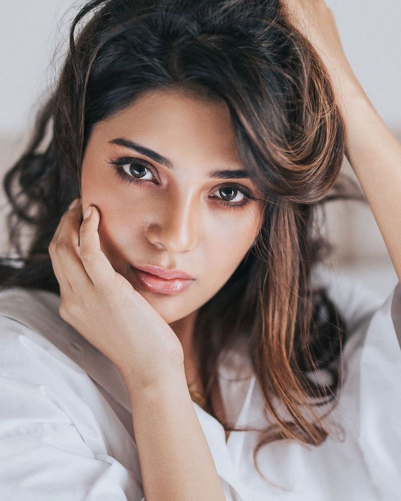 Aathmika photo gallery