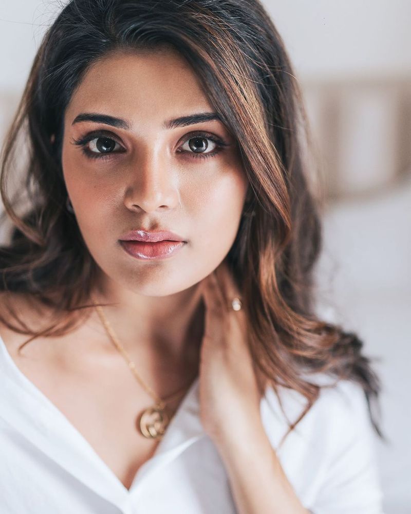 Aathmika photo gallery