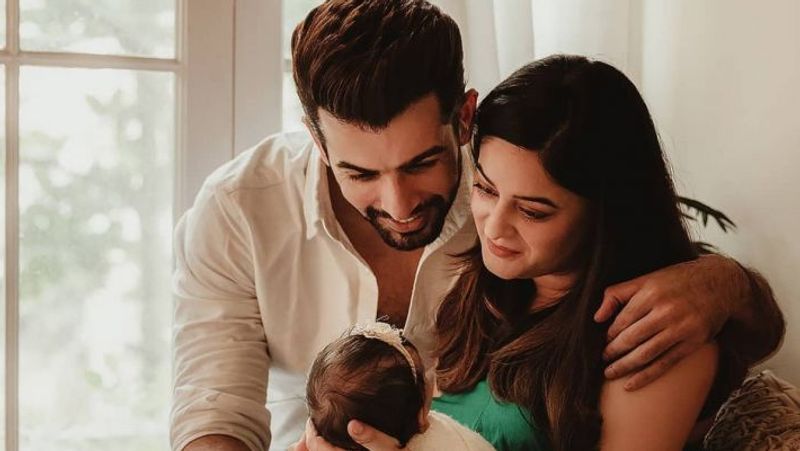 mahhi vij troll threats mother and daughter actress went to police station KPJ