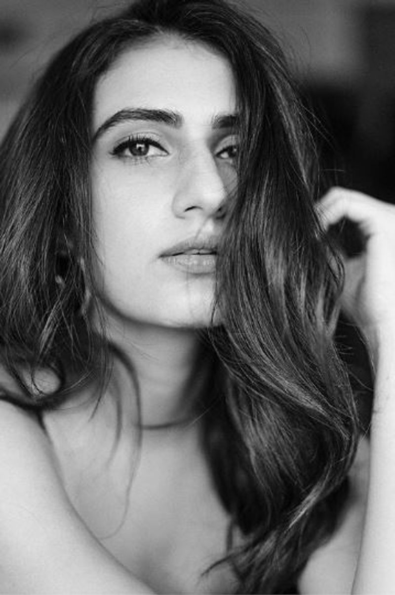 Actress Fatima Sana Shaikh Hot Gallery