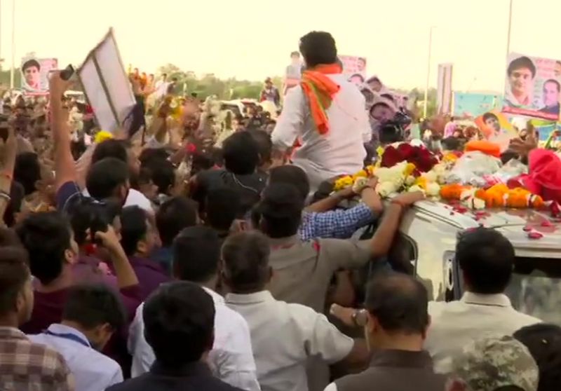 Jyotiraditya Scindia to reach Bhopal roadshow BJP bhopal office live updates kpr