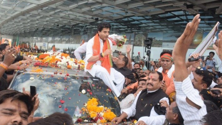 Jyotiraditya Scindia to reach Bhopal roadshow BJP bhopal office live updates kpr