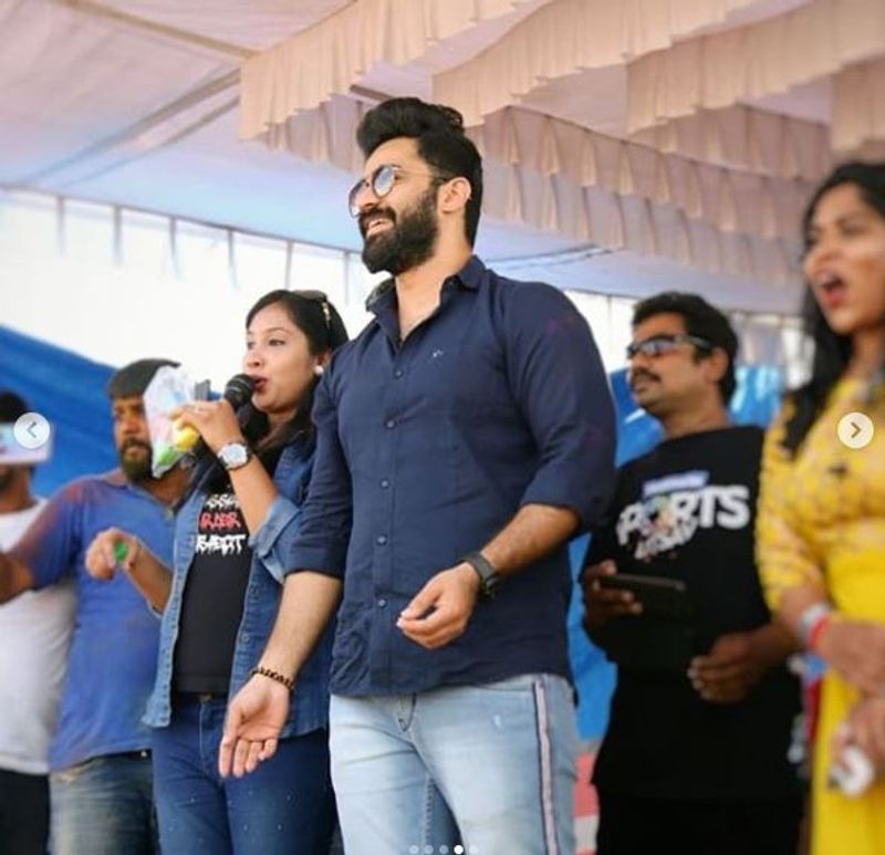 bigg-boss-winner-shine-shetty-megha-shetty in holi celebration