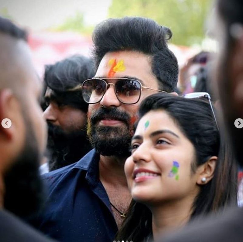 bigg-boss-winner-shine-shetty-megha-shetty in holi celebration