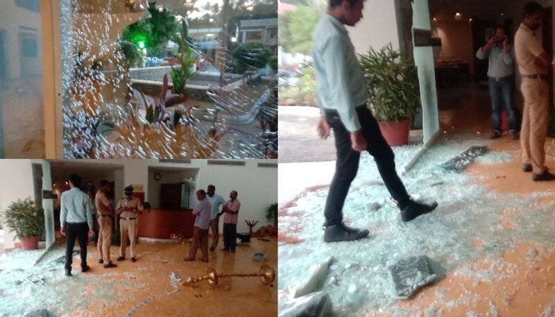 Goons attack private hotels in kattakada