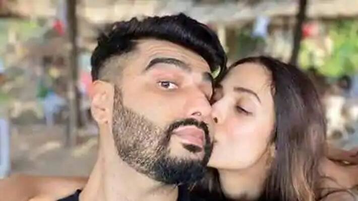 In corona Virus scares bollywood stars are kissing each other In corona Virus scares bollywood stars are kissing each other
