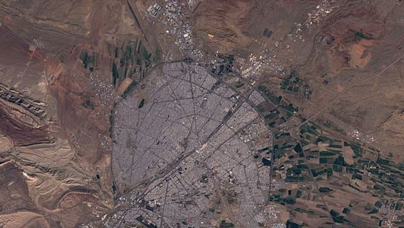 Satellite images revealed iran digs mass graves for dead bodies corona virus kph