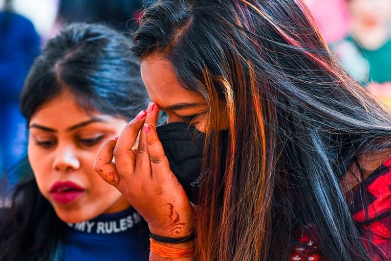 corona virus status through pictures in India kpn