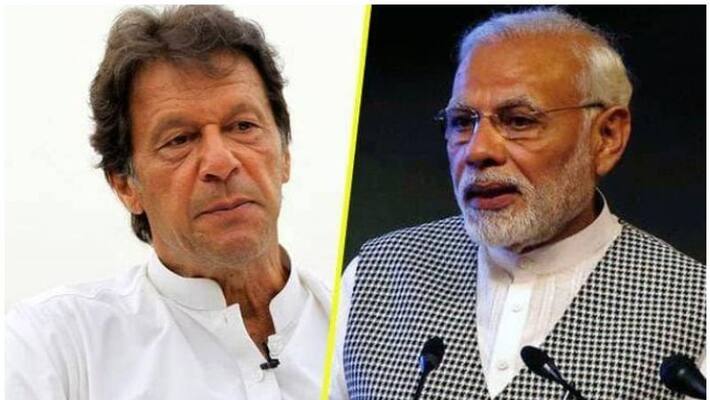 Pakistani plane crash kills 91 people Prime Minister Modi has a great deal of sympathy. Pakistani plane crash kills 91 people Prime Minister Modi has a great deal of sympathy.