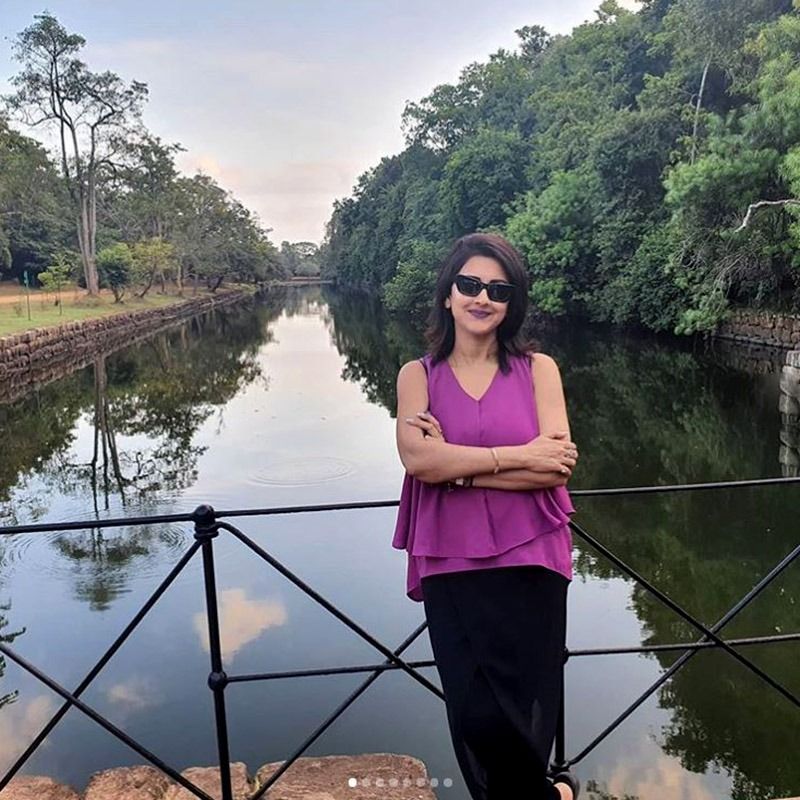 'সূর্যবংশম' ছবির সুপারহিট গান 'দিল মেরে তু দিওয়ানা হ্যায়'-তে তাদের ভালবাসা প্রদর্শন হয়েছিল। যা নজর কেড়েছিল দর্শকদের।