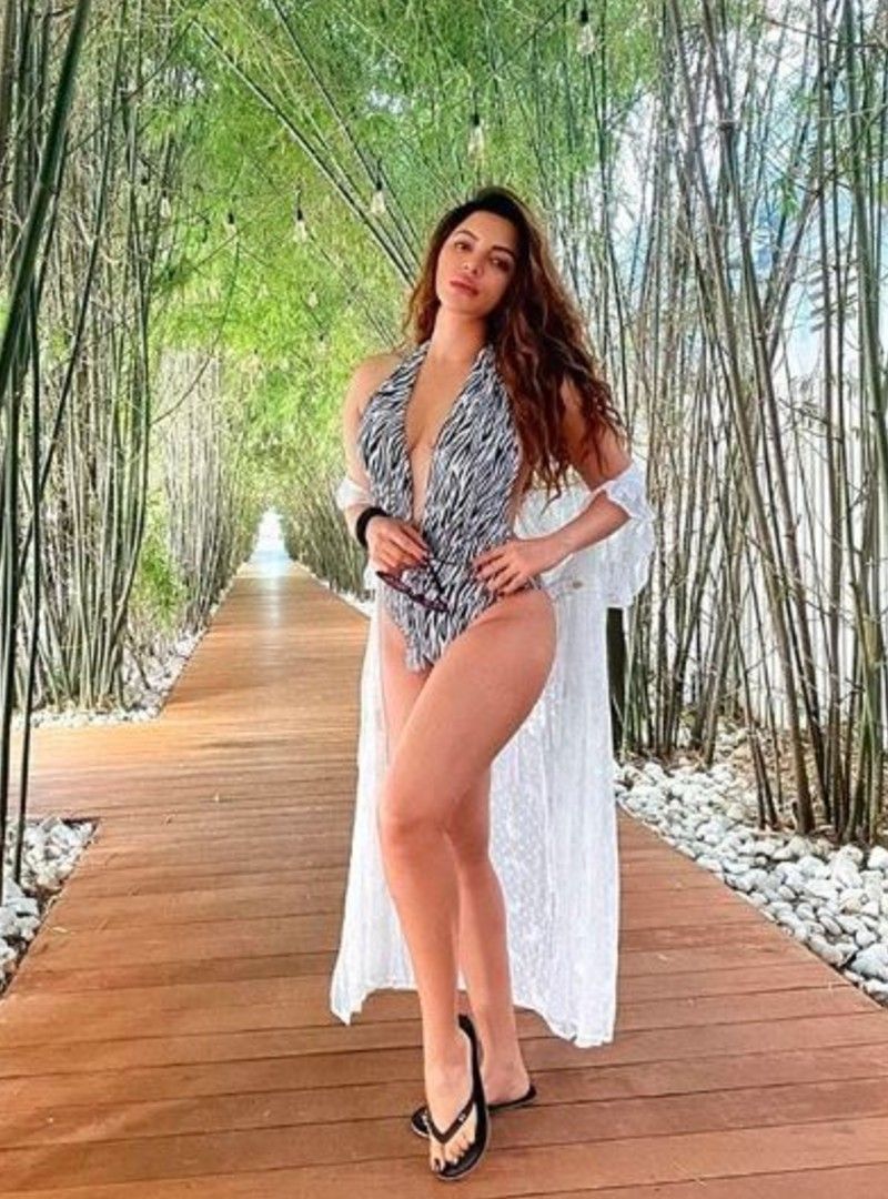The telly hottie Shama Sikander made to headlines again with her summer bikini-bod
