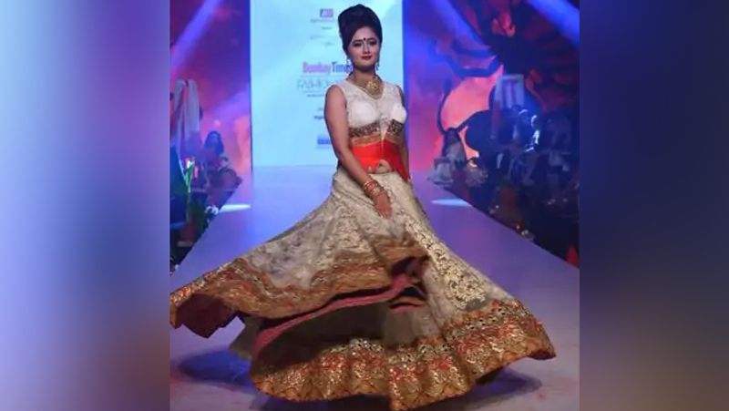 Bigg Boss 13 Rashami Desai Ramp Walk Social Media Users make fun of Actress See pics KPY