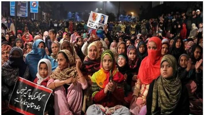 Shaheen Bagh protesters refuse to weed out the CAA Shaheen Bagh protesters refuse to weed out the CAA