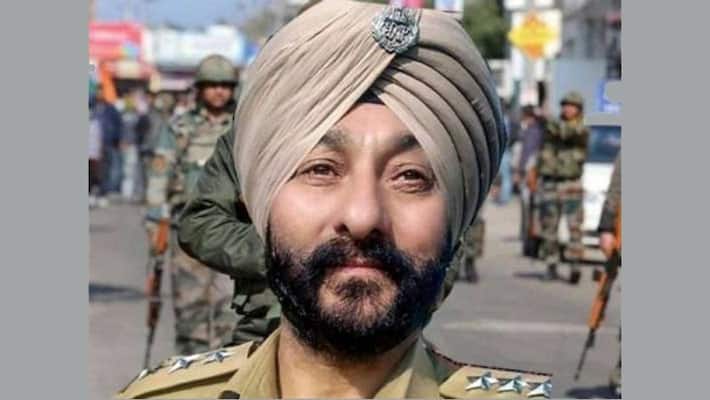 Suspended Jammu and Kashmir DSP Davinder Singh granted bail in terror case Suspended Jammu and Kashmir DSP Davinder Singh granted bail in terror case