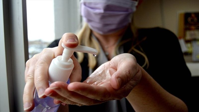 You can use ethanol-based sanitiser but try to avoid methanol-based sanitisers even though it's cheaper.
NOTE: Asianet News humbly requests everyone to wear masks, sanitize, maintain social distancing and get vaccinated as soon as eligible. Together we can and will break the chain #ANCares #IndiaFightsCorona