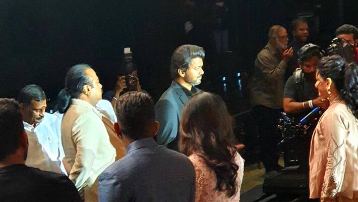 vijay hug the parents share love in master audio launch stage vijay hug the parents share love in master audio launch stage