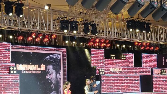 vijay hug him parents in master audio launch stage vijay hug him parents in master audio launch stage